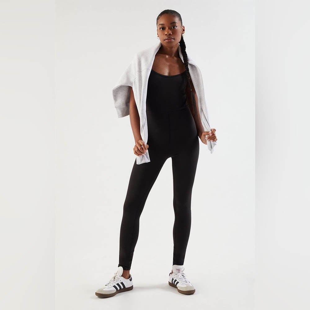 Pacsun PAC 1980 black pac whisper active Simone jumpsuit women’s size small new!